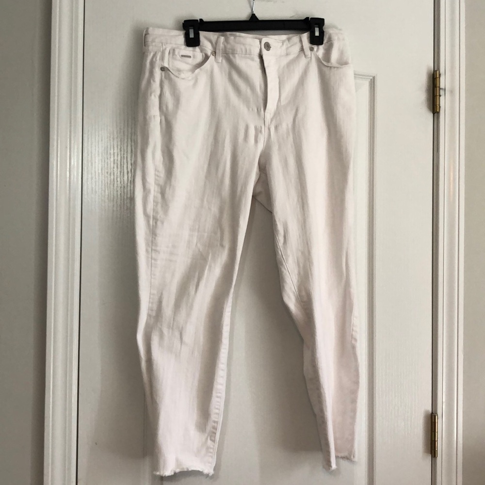 Nine West White Jean. Gramercy Skinny Ankle. Size 16